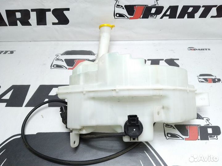 Бачок омывателя лобового стекла Mazda 3 BK