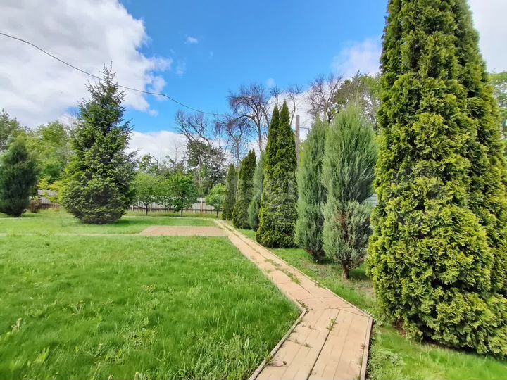 Коттедж 223,7 м² на участке 14,3 сот.