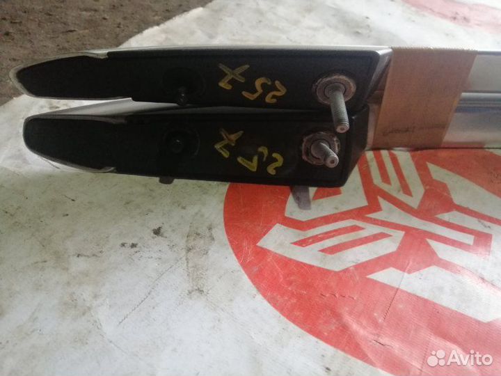 Комплект рейлингов на крышу Volkswagen Passat