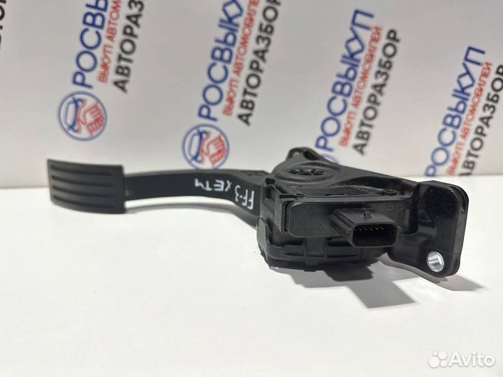 Педаль газа Ford Focus 3