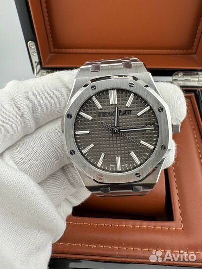 Часы Audemars Piguet Royal Oak юбилей