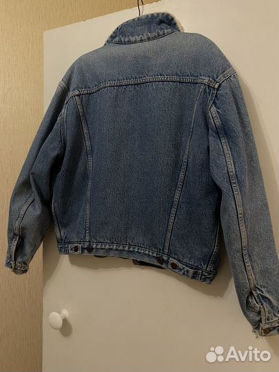 Джинсовая куртка