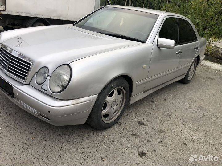 Mercedes-Benz E-класс 3.2 AT, 1996, 350 000 км