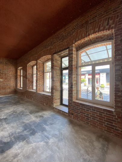 Общепит, старый центр, 102 м²