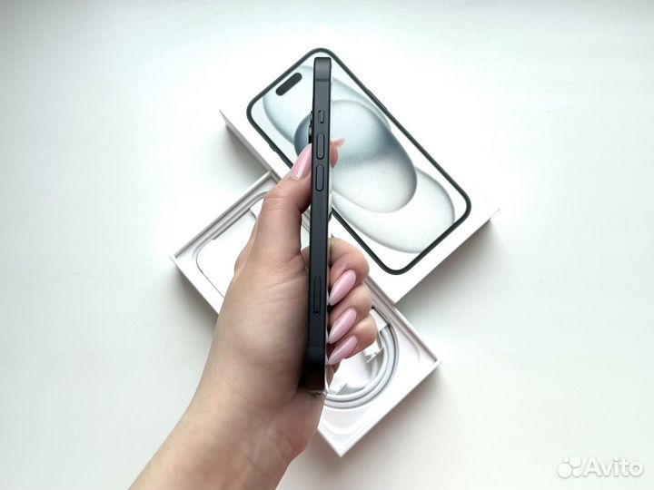 iPhone 15, 128 ГБ