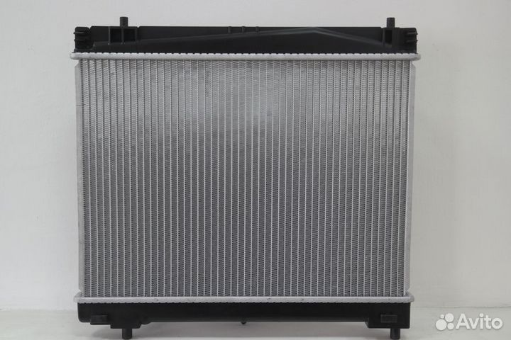 Радиатор охлаждения Тойота Ярис ZSP110 2NZ-FE/1NZ