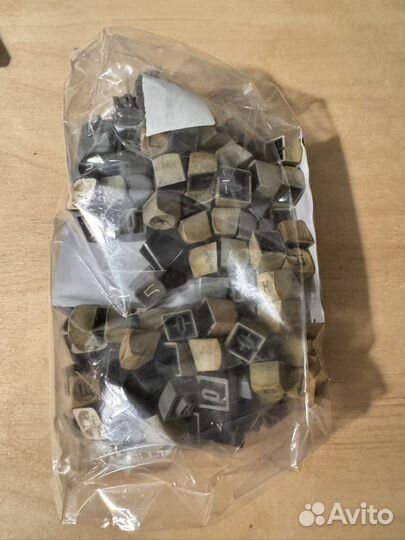 Шрифты и клавиши для печатных машинок