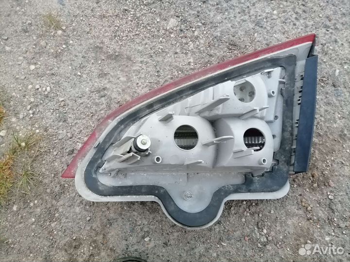 Задний левый внутренний фонарь ford mondeo 4