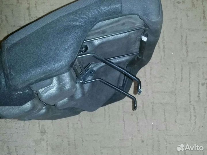 Продам сиденье рено клио 3