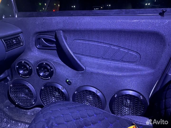 Комплект музыки в машину