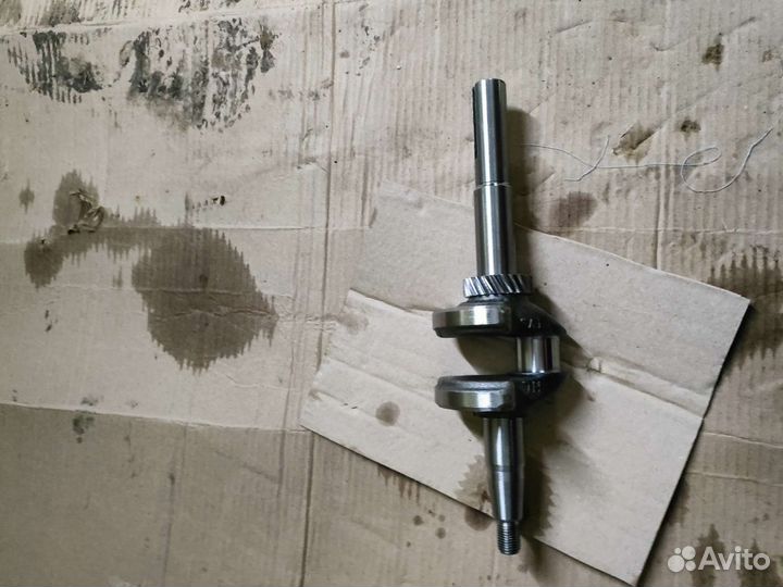 Новый коленвал для газона косилки