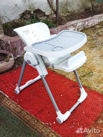 Стул для кормления малыша трансформер