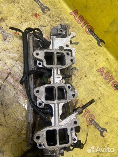 Топливная рампа Ford Scorpio лифтбек BRE 1989