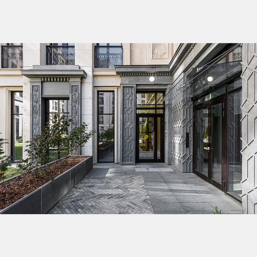 2-к. квартира, 128,4 м², 1/7 эт.