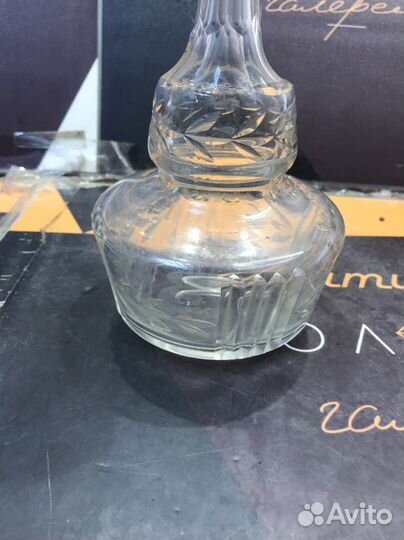 Старинный графин