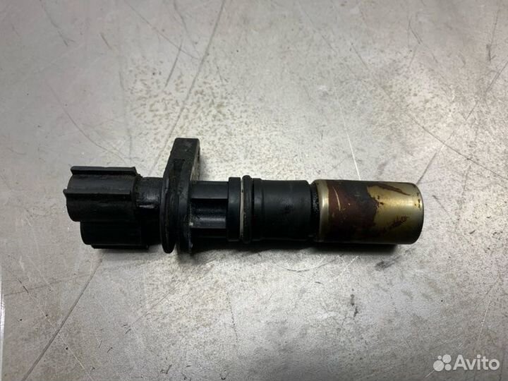 Датчик положения коленвала Toyota Prius Hybrid