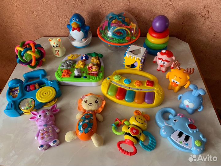 Развивающие игрушки пакетом