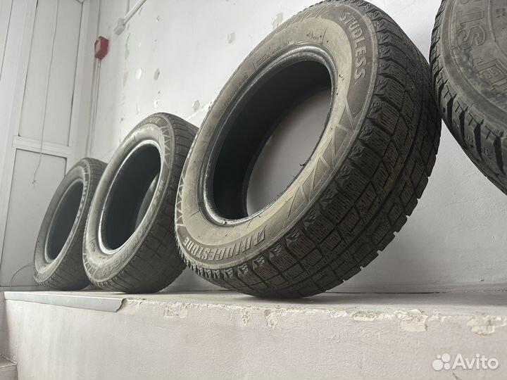 Bridgestone Blizzak Revo2 175/70 R14