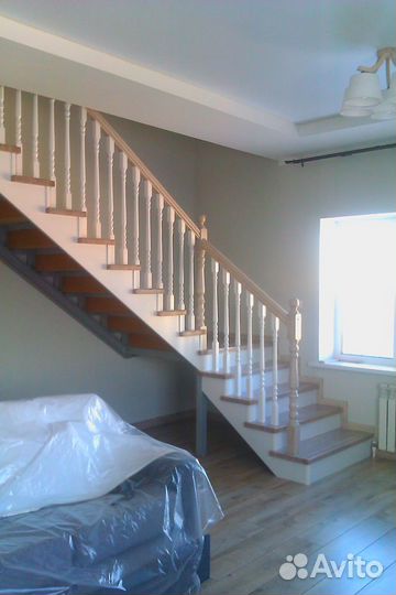 Лестница на второй этаж