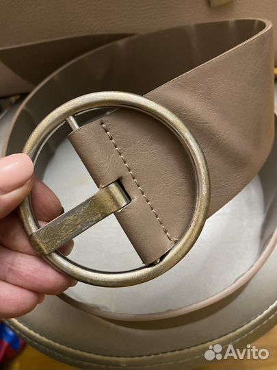 Ремень женский б/у фирмы Mango светло-коричневый