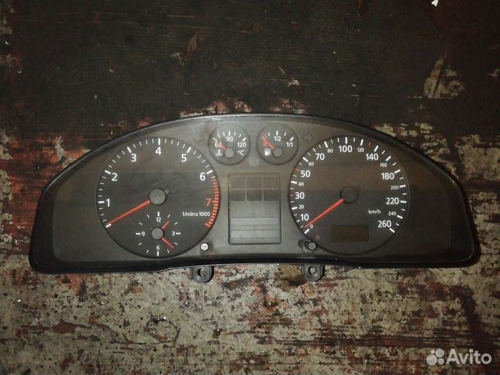 Продам панель приборов Audi A4 B5