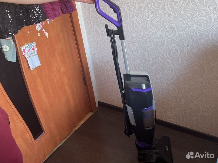 Вертикальный пылесос kitfort