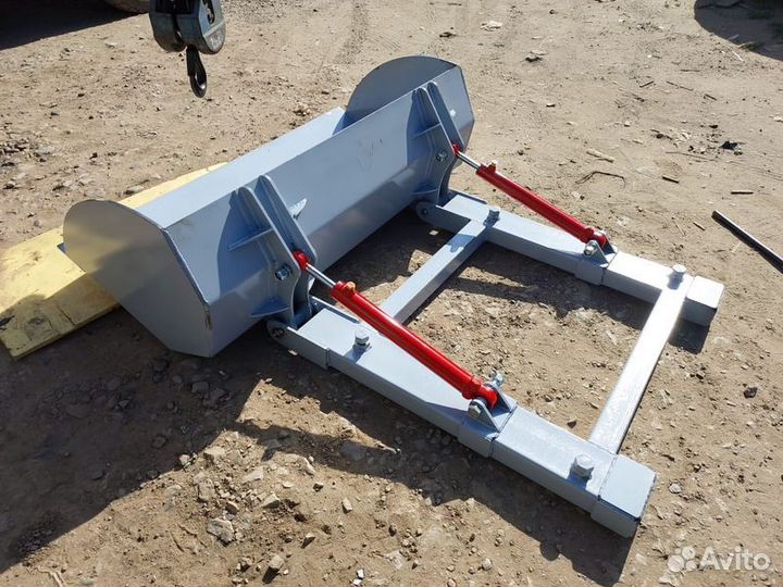 Ковш на вилочный погрузчик 1,75м