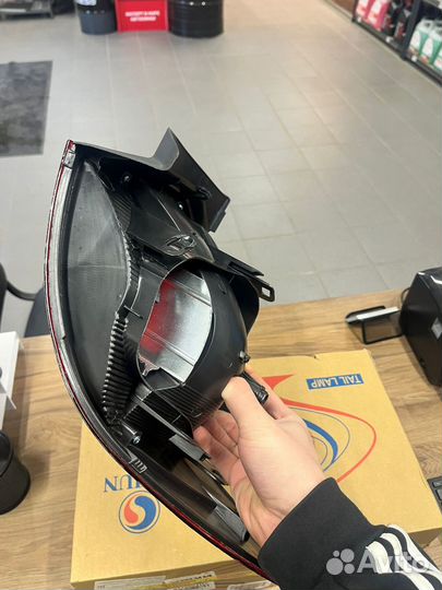 Задняя фара правая на volkswagen polo рестайлинг