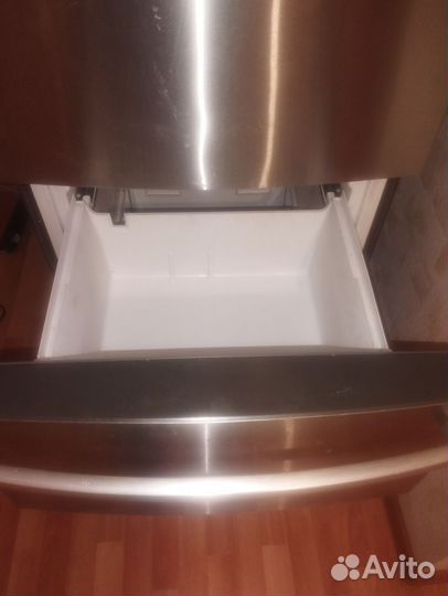 Продам холодильник Haier