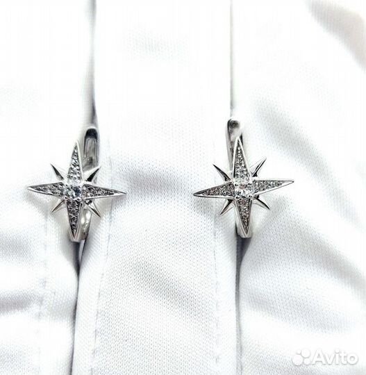 Золотые серьги с камнем