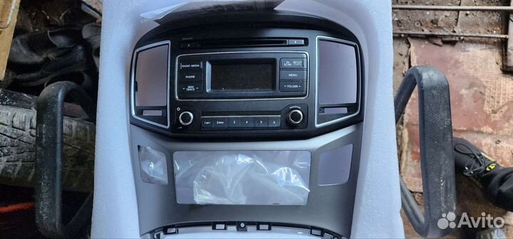 Штатная магнитола Hyundai H1 (Grand Starex)