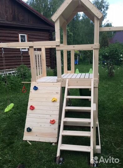 Детская игровая деревянная площадка