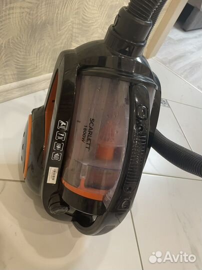 Пылесос Scarlett IS-580 рабочий