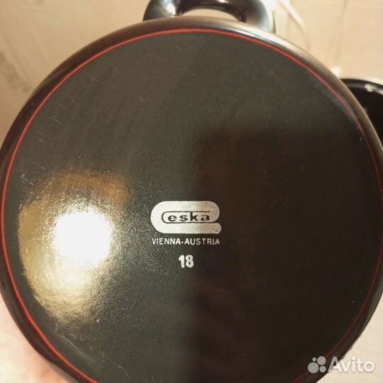 Кастрюли эмалированные новые