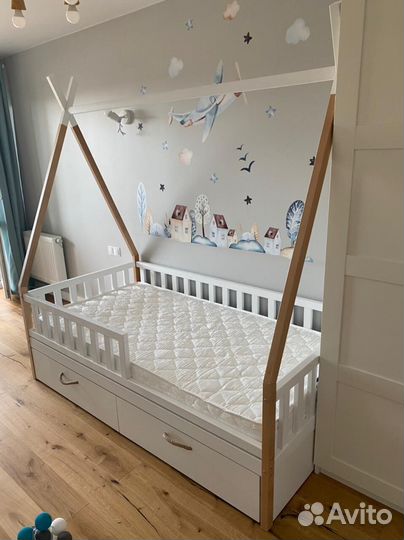 Новая детская Кровать из бука с ящиками