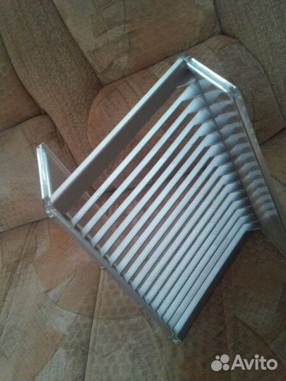 Подставка(полка) для дисков