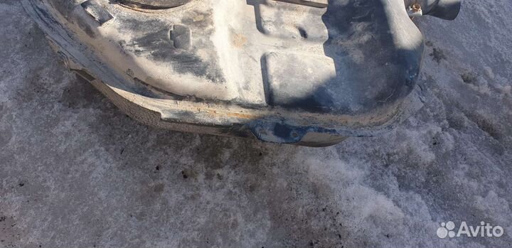 Бензобак mitsubishi lancer 9 1.6 бензин