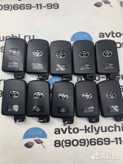 Ключ Тойота Камри 50 (Toyota Camry 50) 2011 - 2018