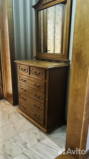 Комод, тумба