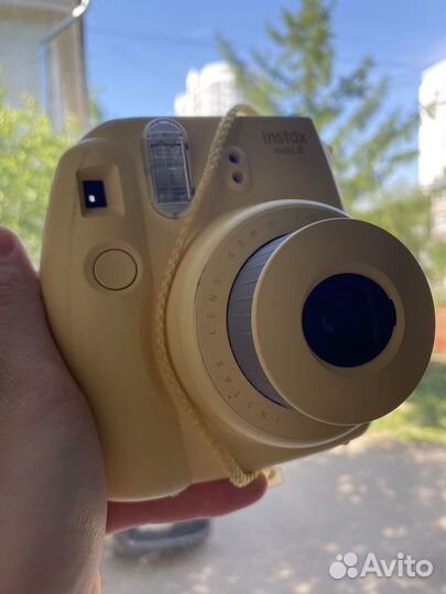Фотоаппарат с моментальной печатью instax mini 8