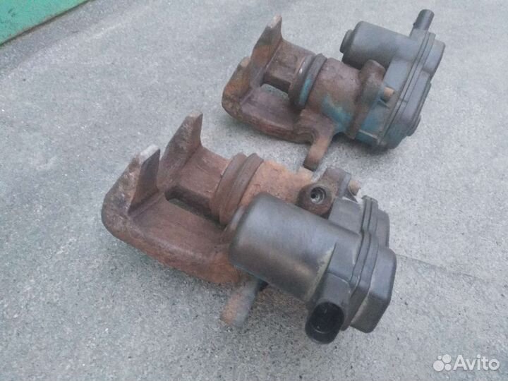 Суппорт задний Audi A4 B8