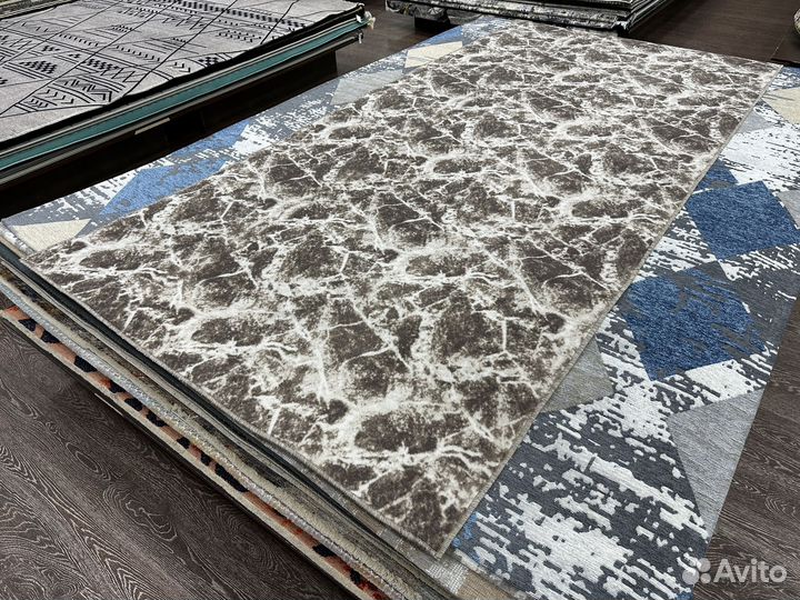 Палас 1.4х3 м новый