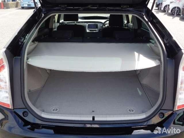 Toyota Prius 1.8 AT, 2015, 86 585 км