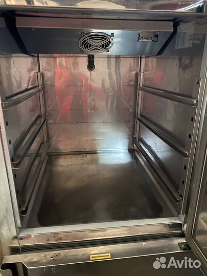 Комбинированный холодильный шкаф