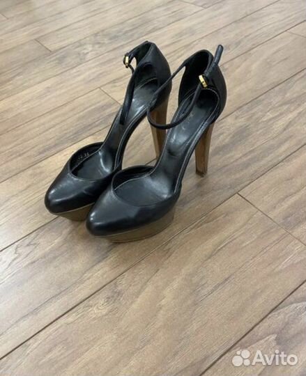 Босоножки Sergio Rossi