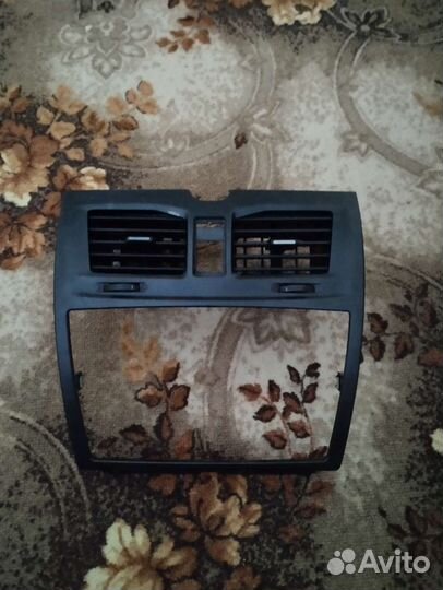 Воздуховод центральный Kalina 2, гранта с рамкой