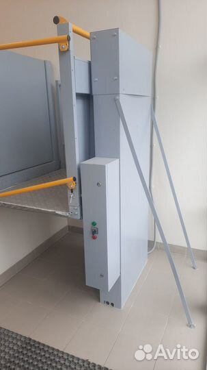 Электро-подъемник вертикальный для инвалидов