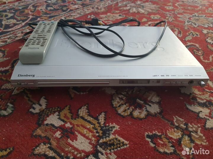 Видеомагнитофон