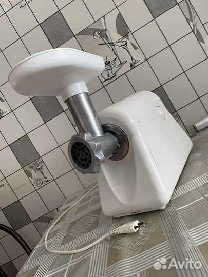 Мясорубка электрическая