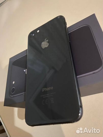 iPhone 8, 64 ГБ